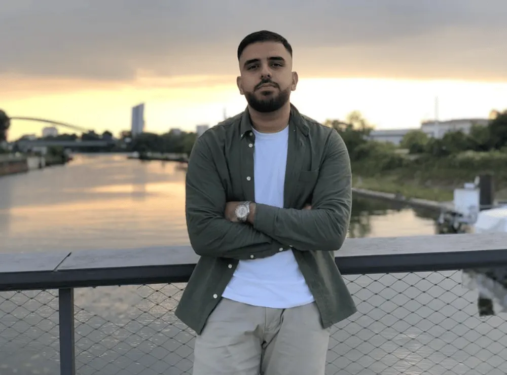Gulsher Gharwal, Gründer von Cream Studios